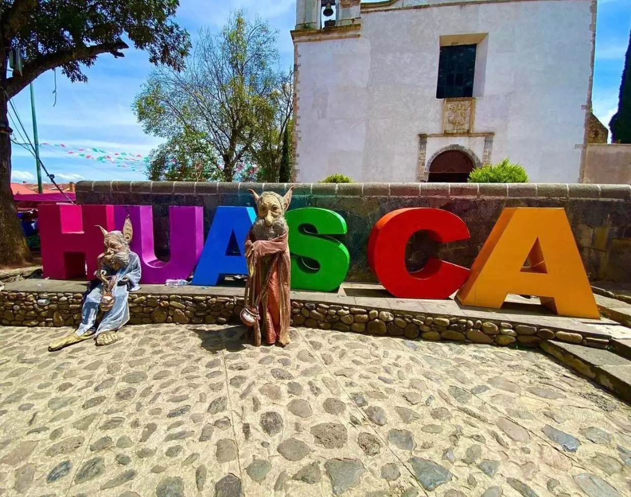 Huasca de Ocampo 281 - Letras colores